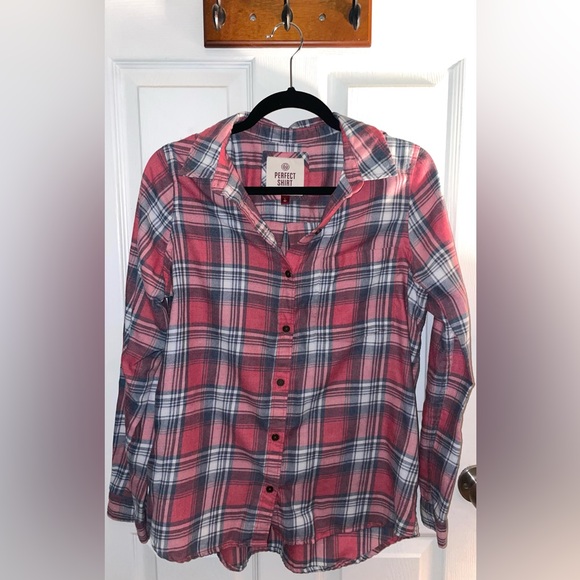 SO Tops - SO ‘perfect shirt’ button up flannel size large